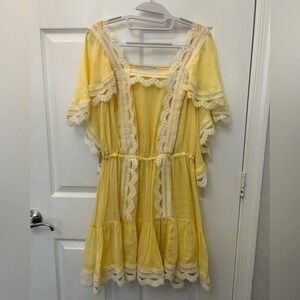! Iorane yellow ruffled dress size M